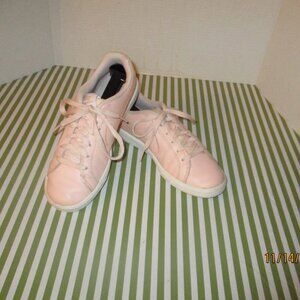 Nike Leather Sneakers